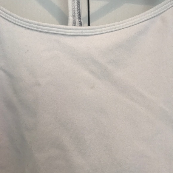 Barely worn Lululemon Power Y workout tank - Picture 2 of 3